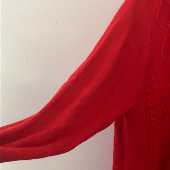 Red sweater - Picture 3 of 5